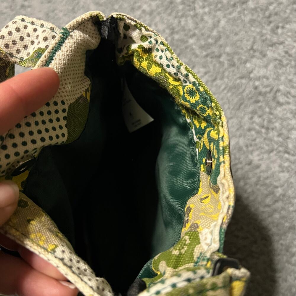 Kavu Mini Keeper Crossbody Bag Carolina Quilt Green White Patchwork Purse - Picture 3 of 6